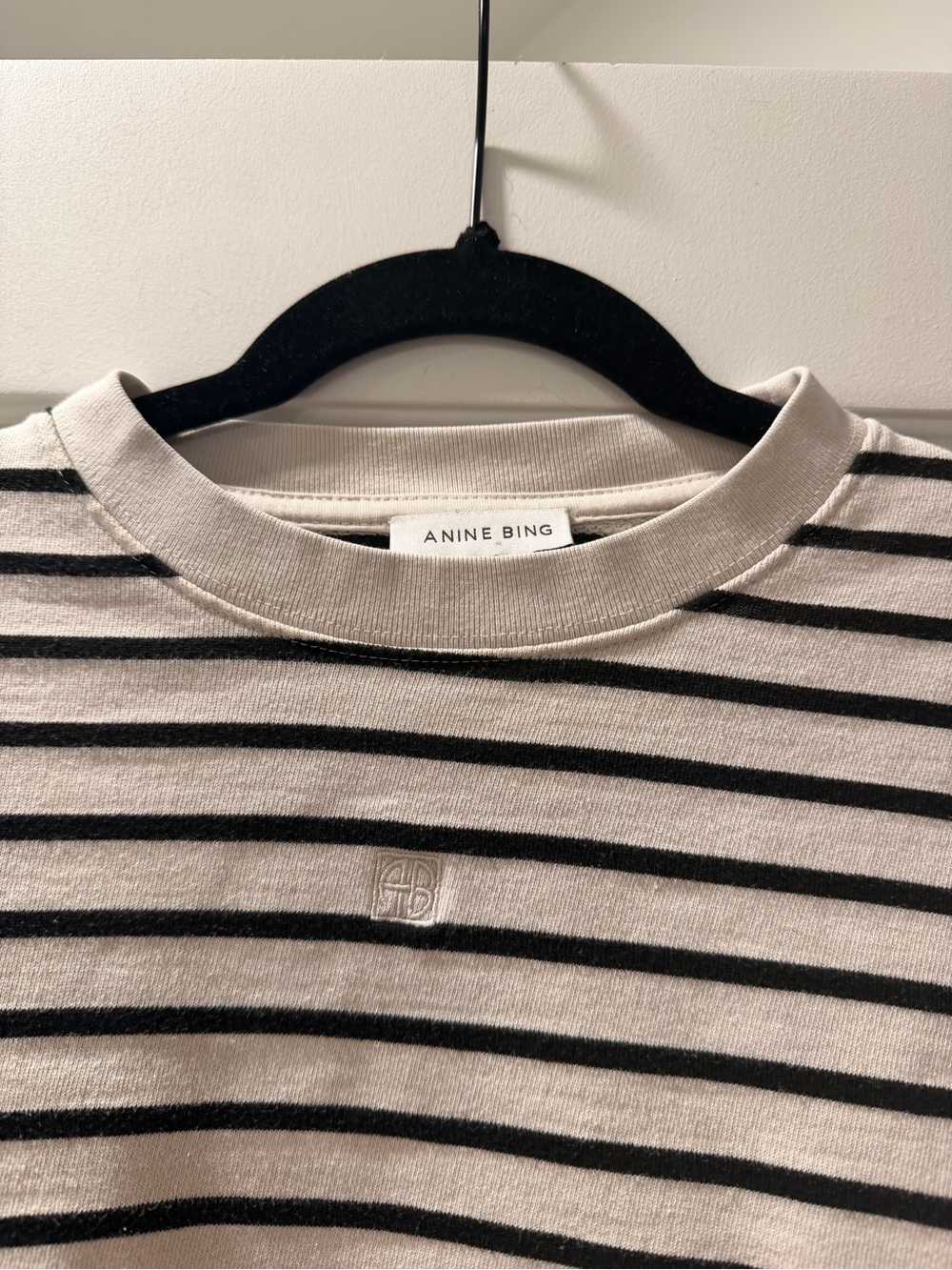 Anine Bing Myers Black & Cream Striped Boxy Cropped Tee - Picture 3 of 7